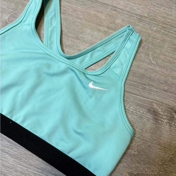 •NIKE• SPORTS BRA - Picture 2 of 5